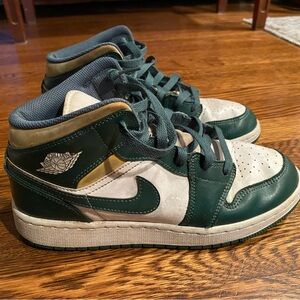 Air Jordan 1 Mid “Sonics” Unisex M 6.5/W 8.5